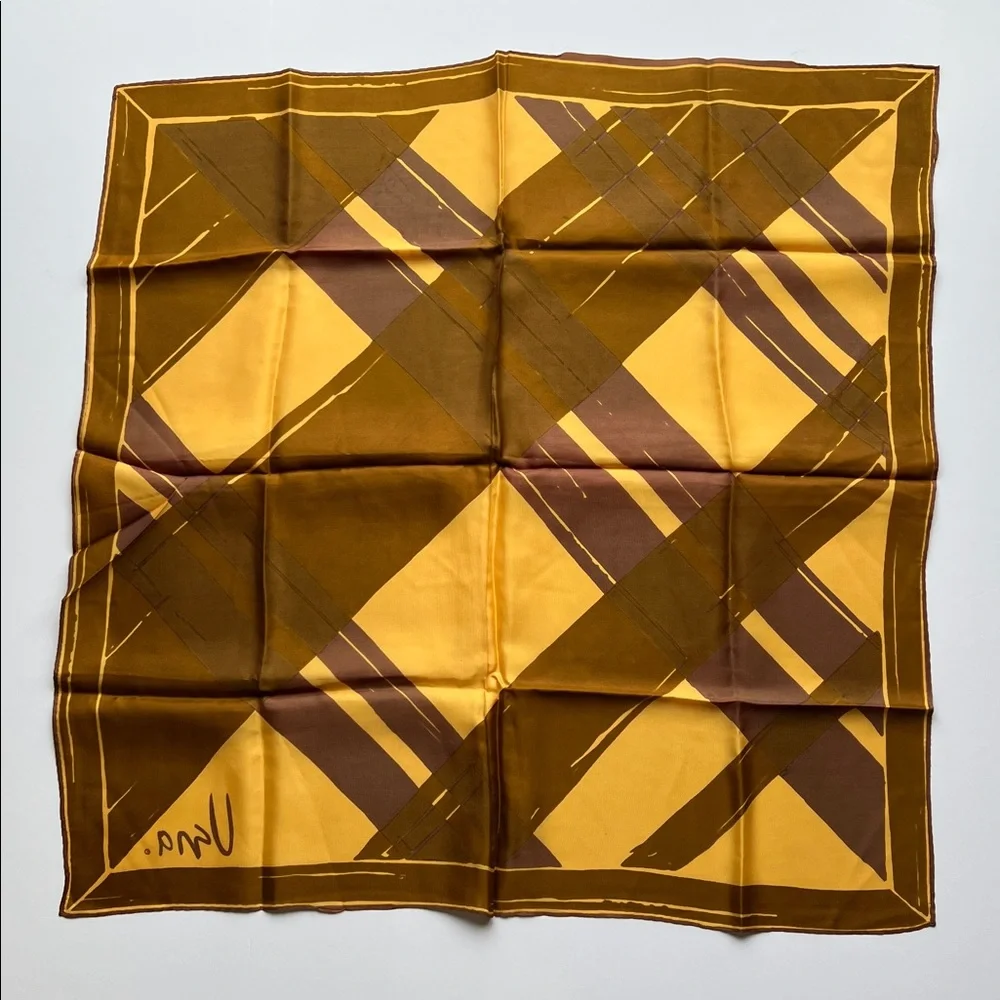 Vintage Vera Neumann square deadstock mustard / brown scarf large Logo